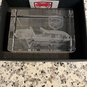Crystal Cubes Dodge Viper Car RT-10 engraved 3-d cube